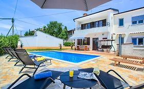 Villa Dante Medulin